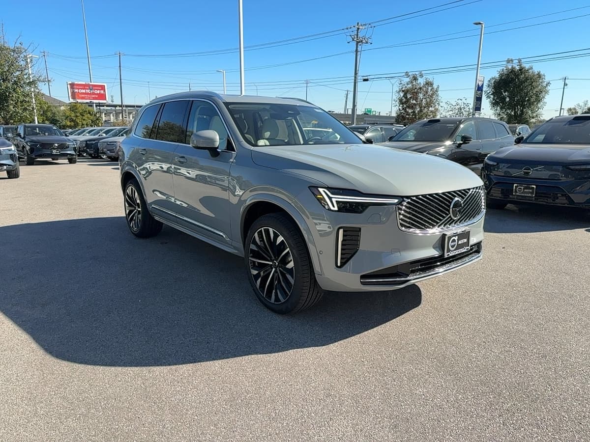 2026 Volvo XC90 - Image 6