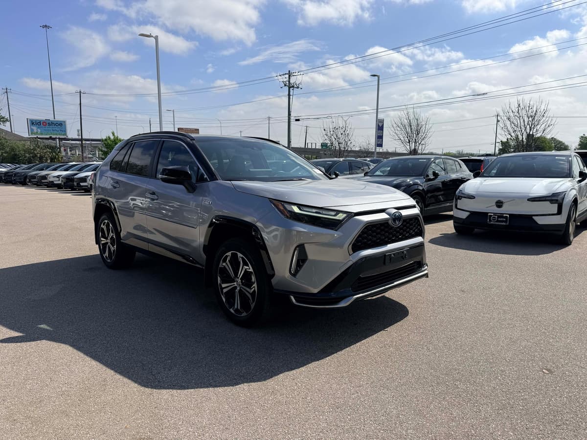 2024 Toyota RAV4 Prime - Image 7