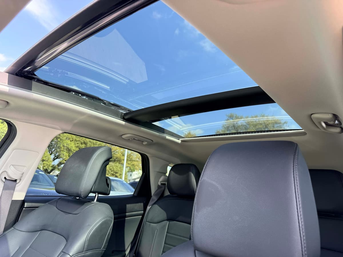 2025 Kia Sportage Hybrid - Image 10