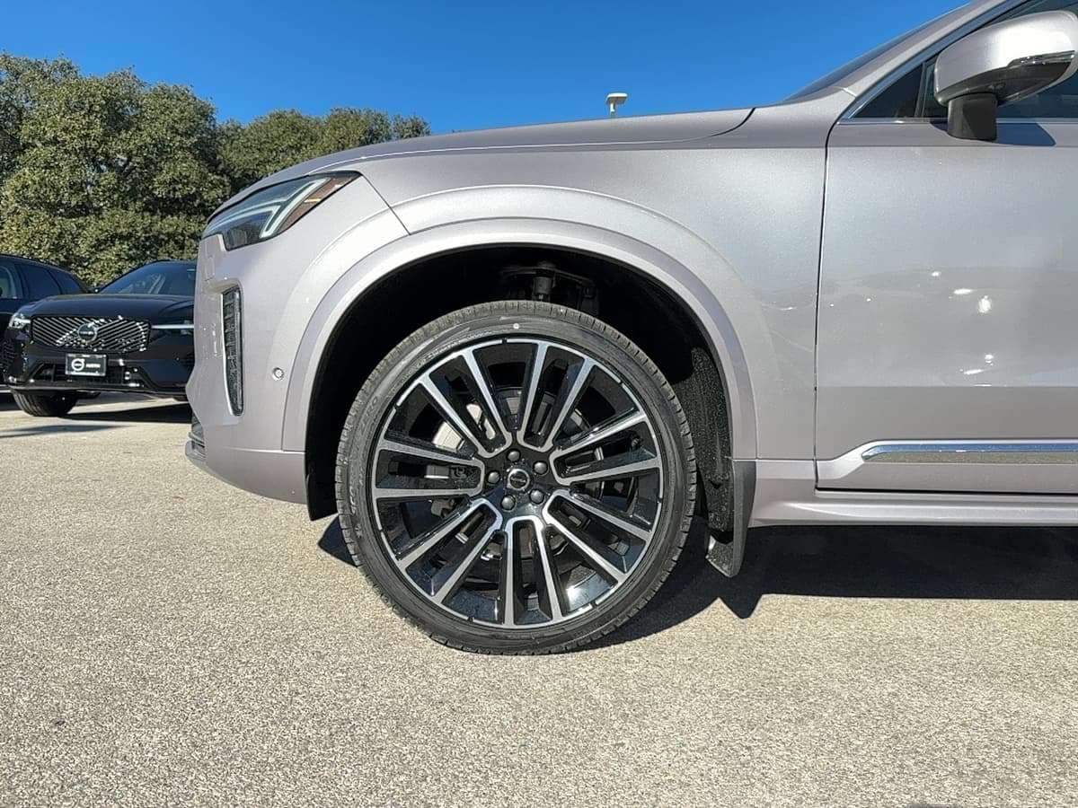 2026 Volvo XC90 - Image 9