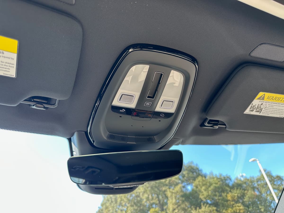 2026 Volvo XC90 - Image 18