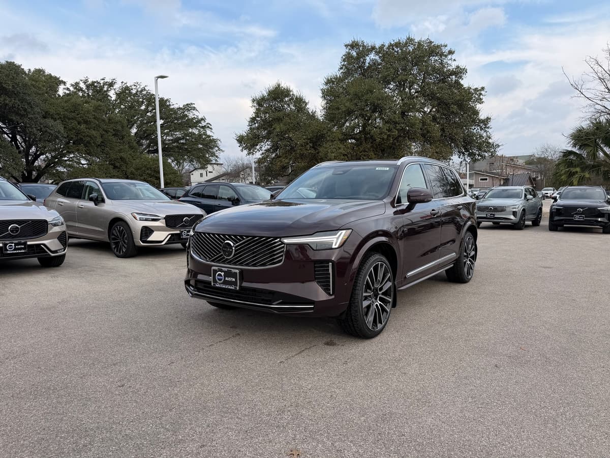 2026 Volvo XC90 - Image 2