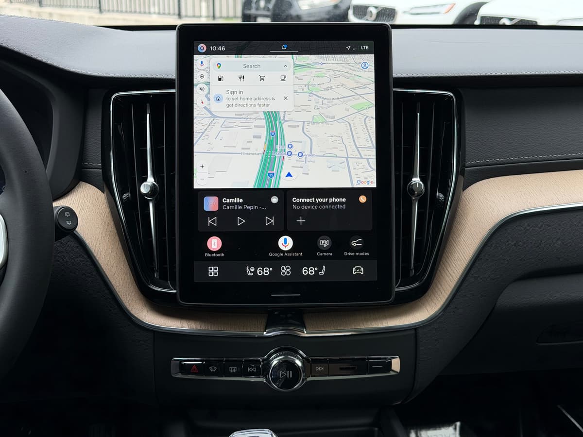 2026 Volvo XC60 - Image 12