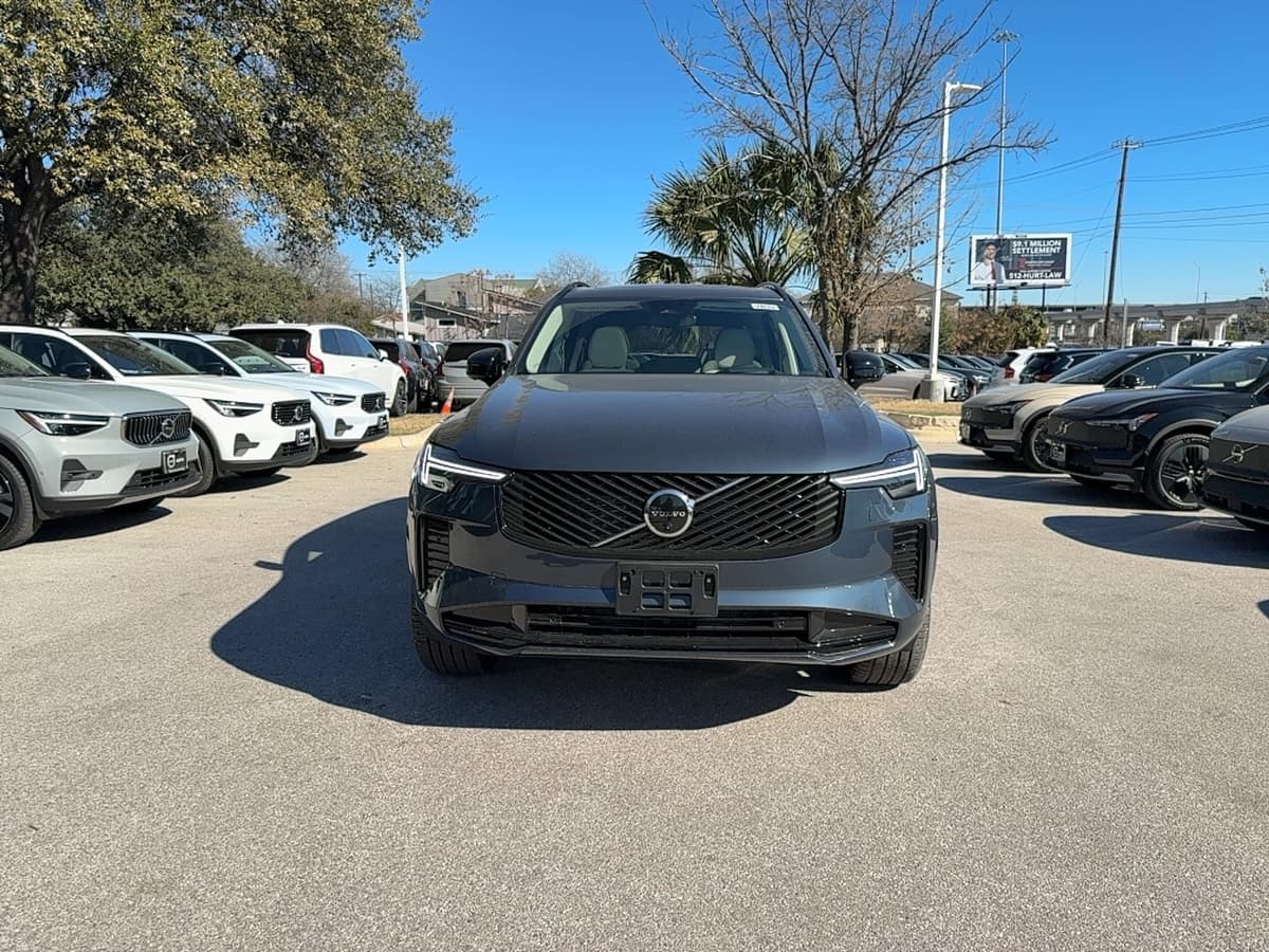 2026 Volvo XC90 - Image 8