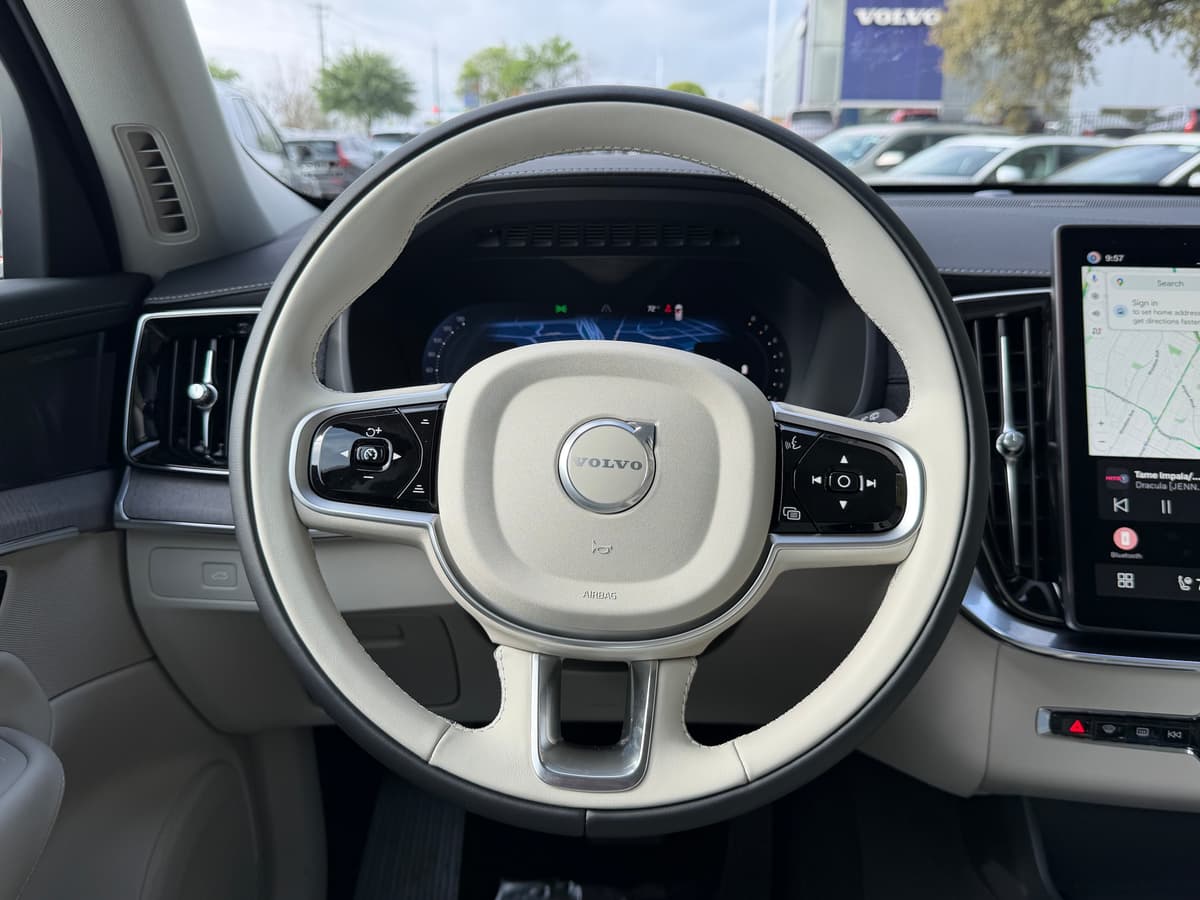 2026 Volvo XC90 - Image 15