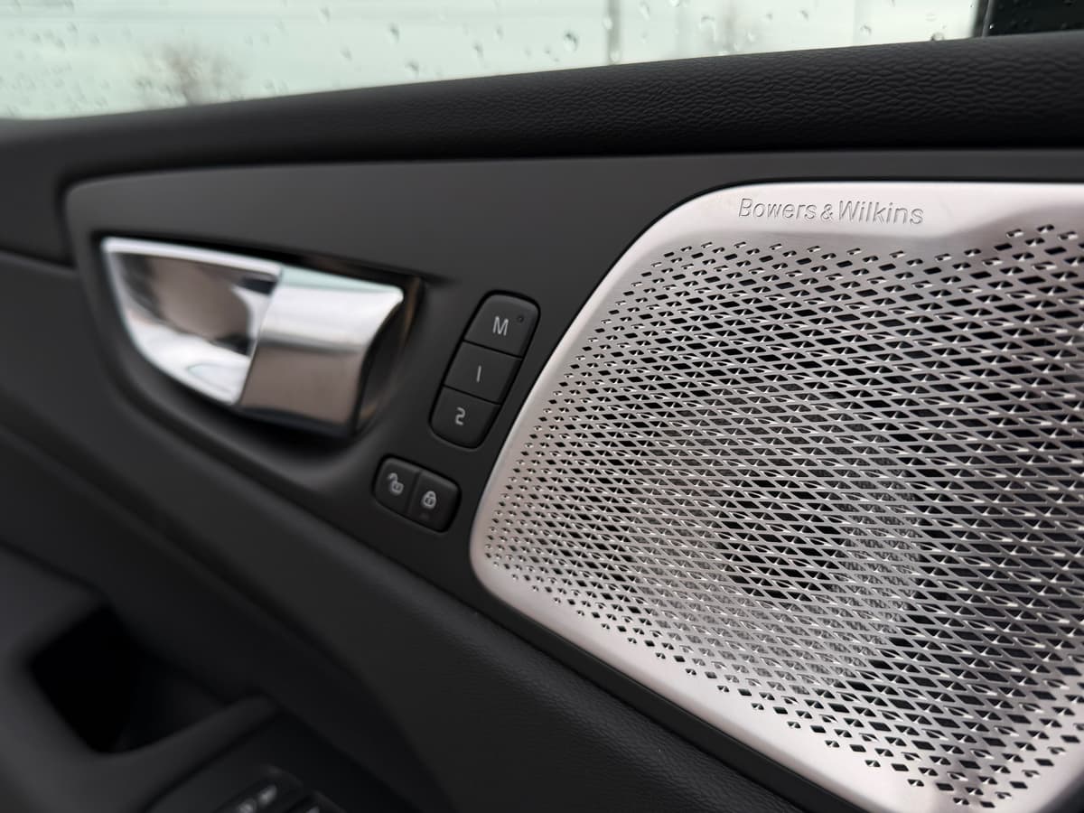 2026 Volvo XC60 - Image 19