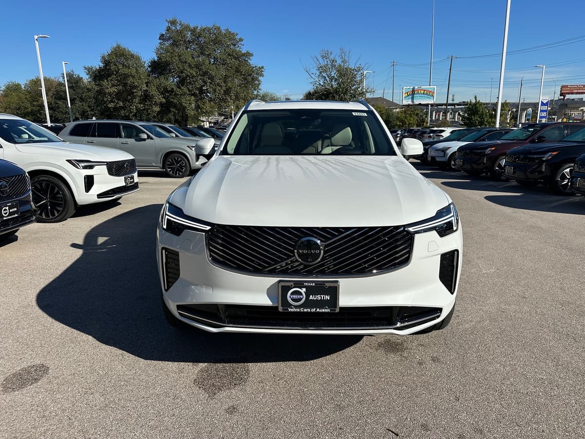 2026 Volvo XC90 - Image 6