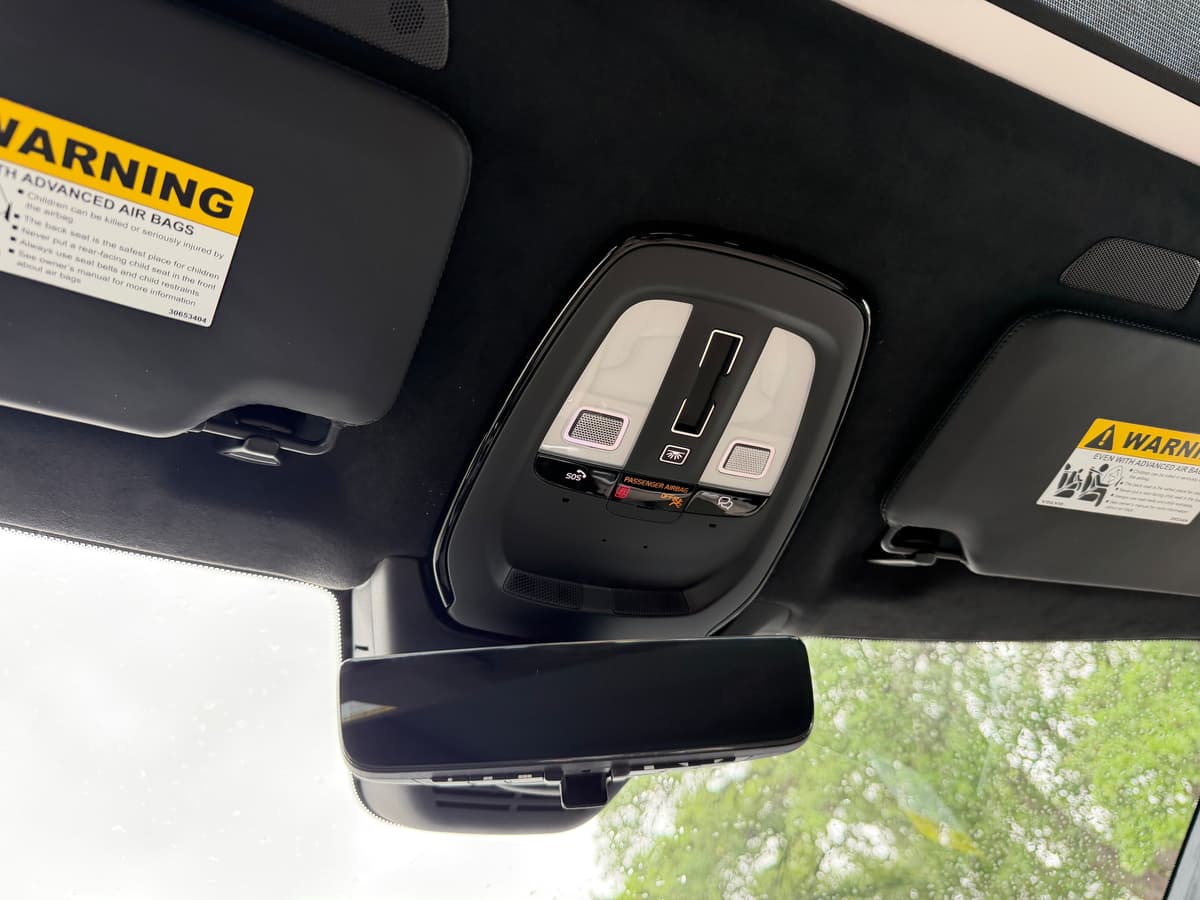 2026 Volvo XC90 - Image 17