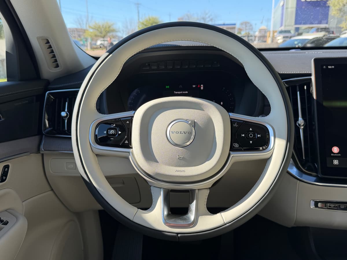 2026 Volvo XC90 - Image 15