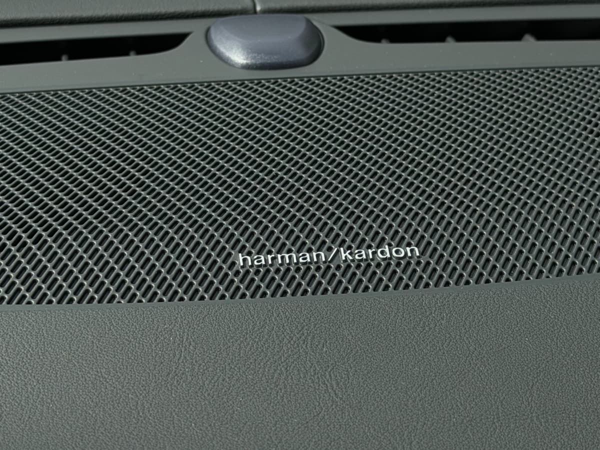 2026 Volvo XC90 plug-in hybrid - Image 16