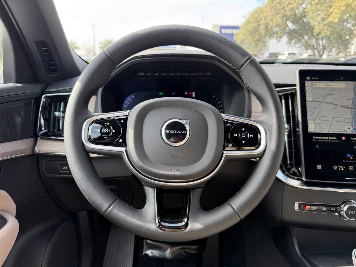 2026 Volvo XC90 - Image 15