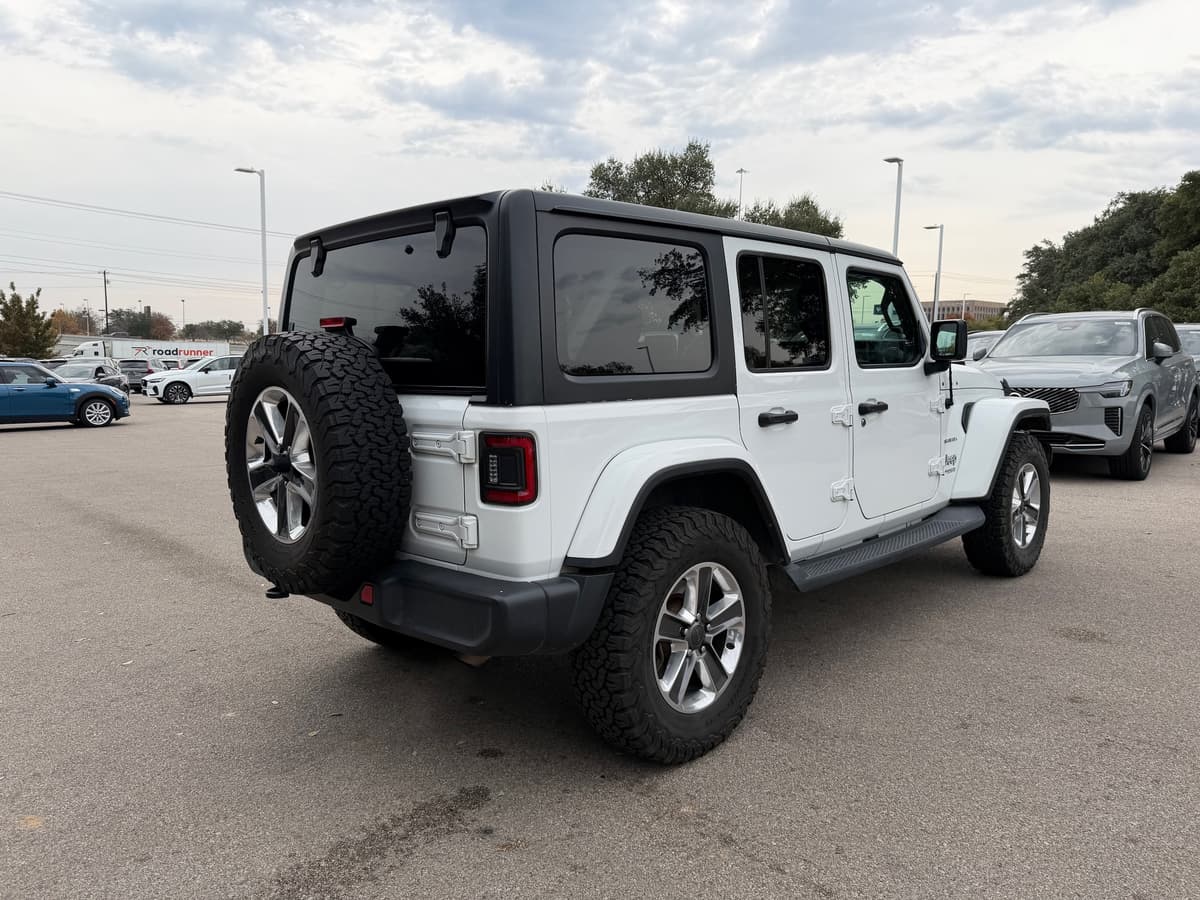 2019 Jeep Wrangler - Image 6