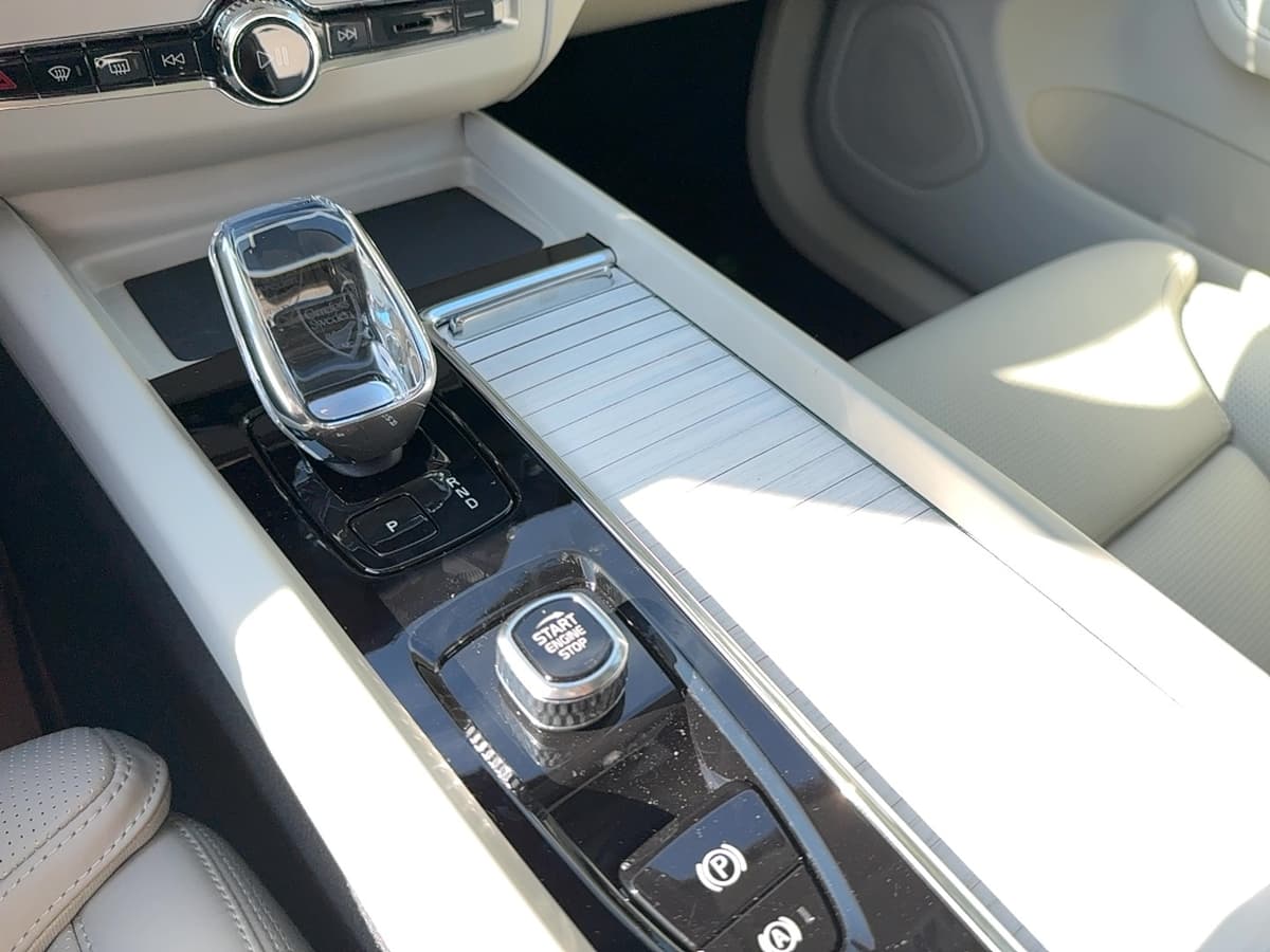 2026 Volvo XC60 - Image 20