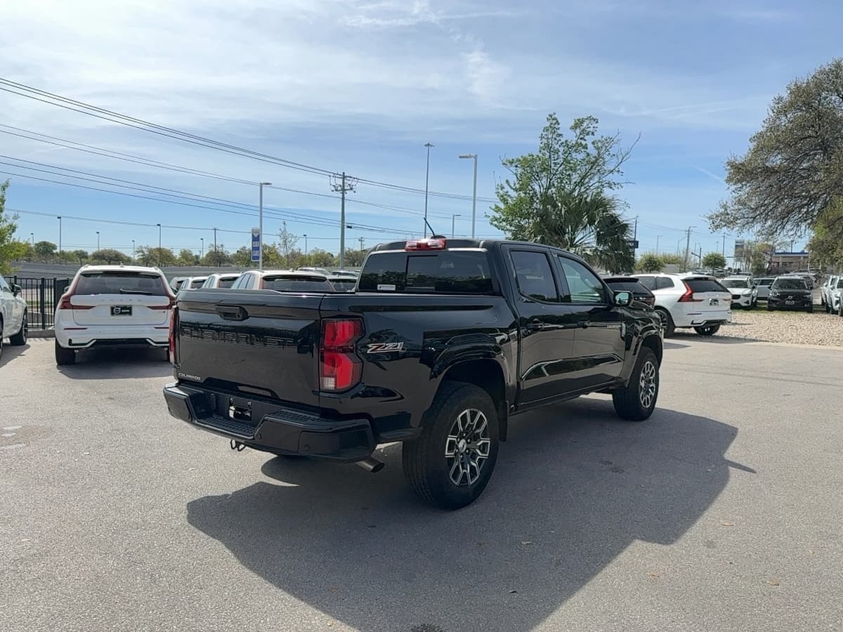 2024 Chevrolet Colorado - Image 6
