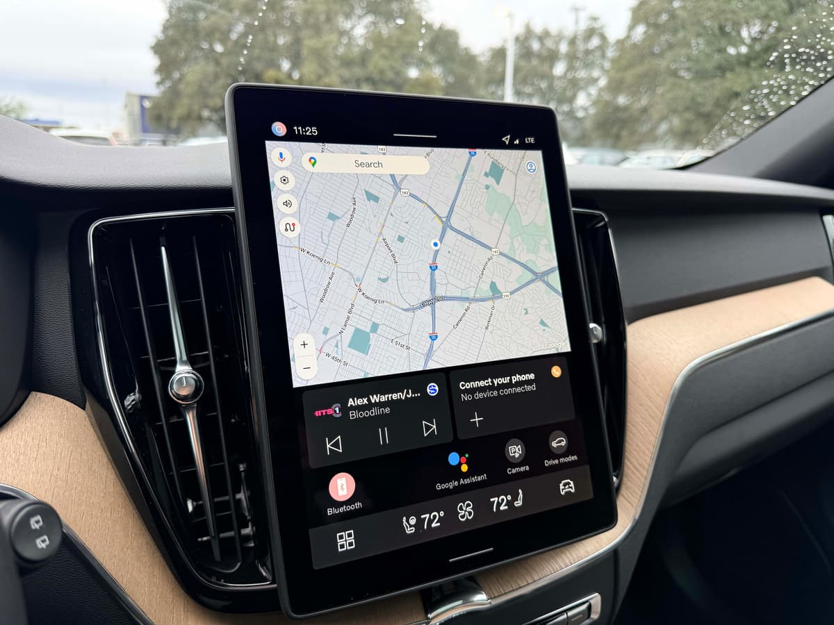 2026 Volvo XC60 - Image 21