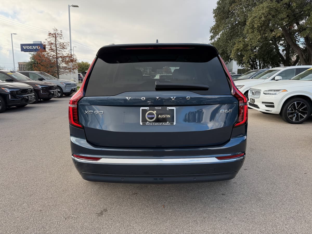 2026 Volvo XC90 - Image 5