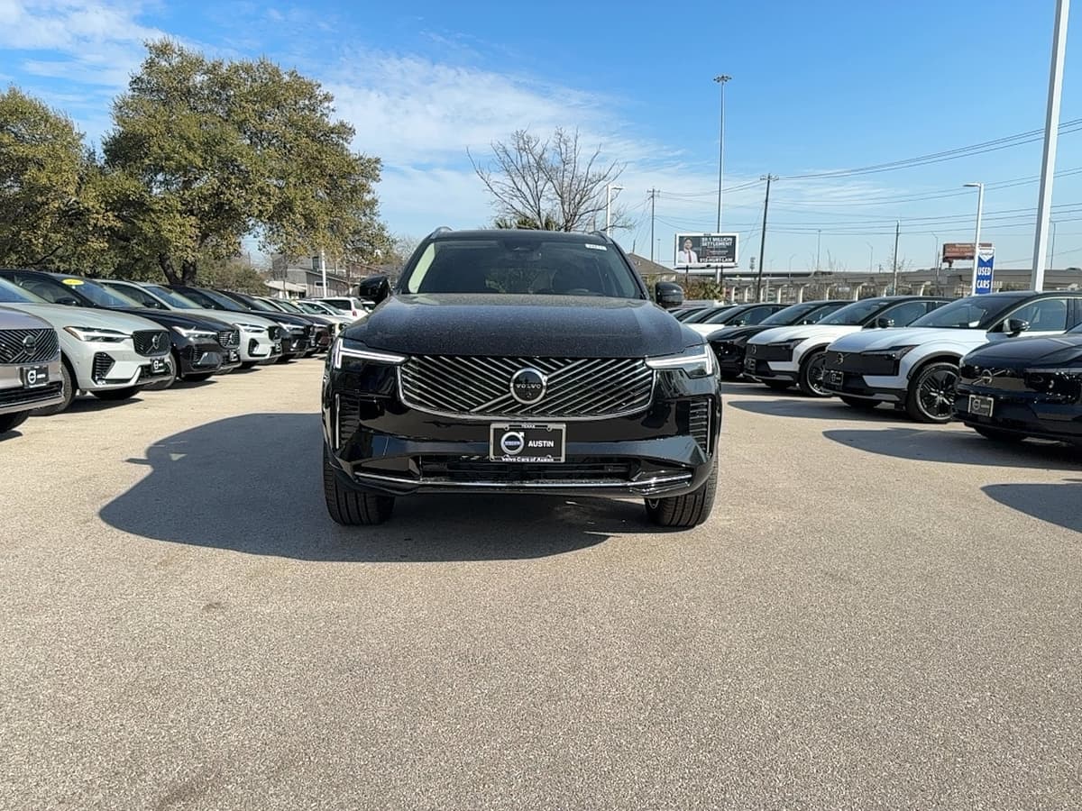 2026 Volvo XC90 - Image 8
