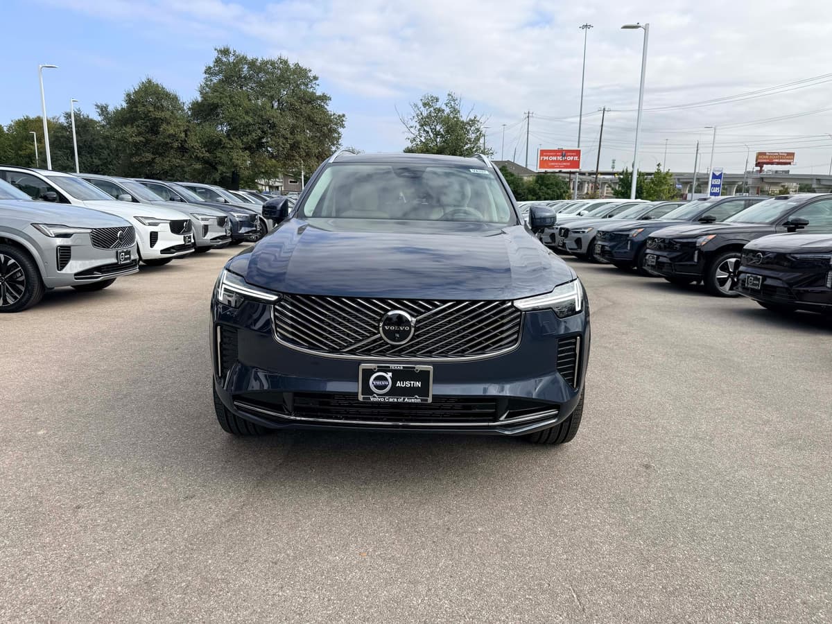 2026 Volvo XC90 - Image 9