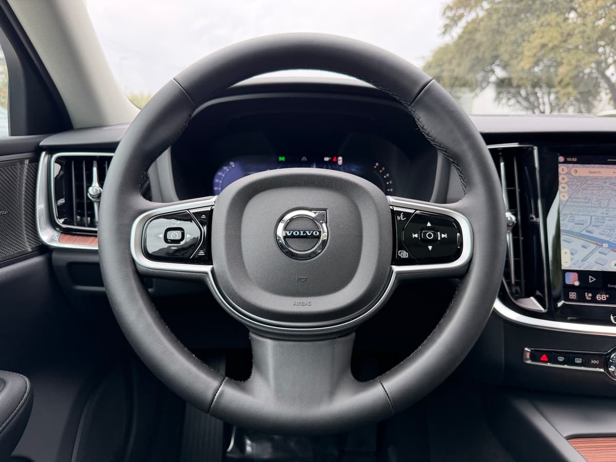 2026 Volvo V60 Cross Country - Image 14