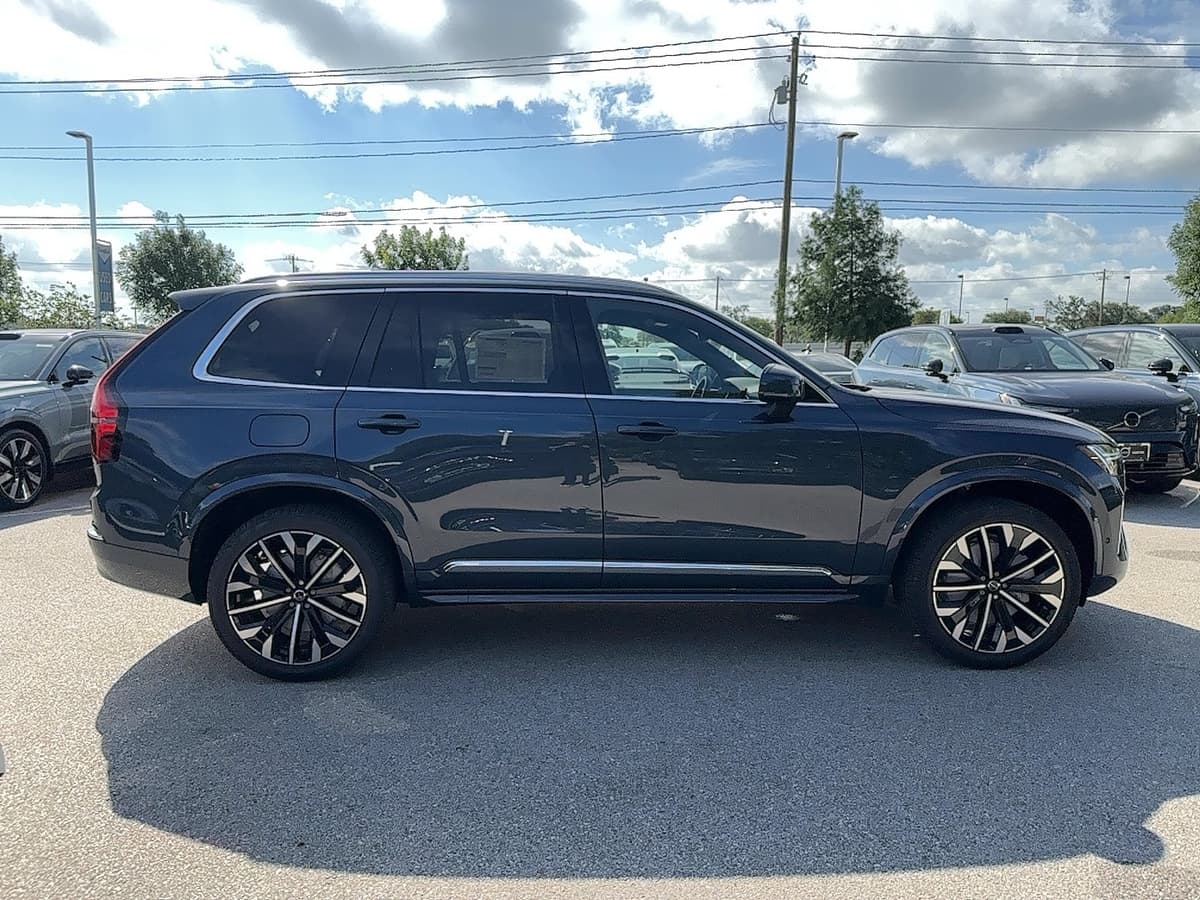 2026 Volvo XC90 - Image 5