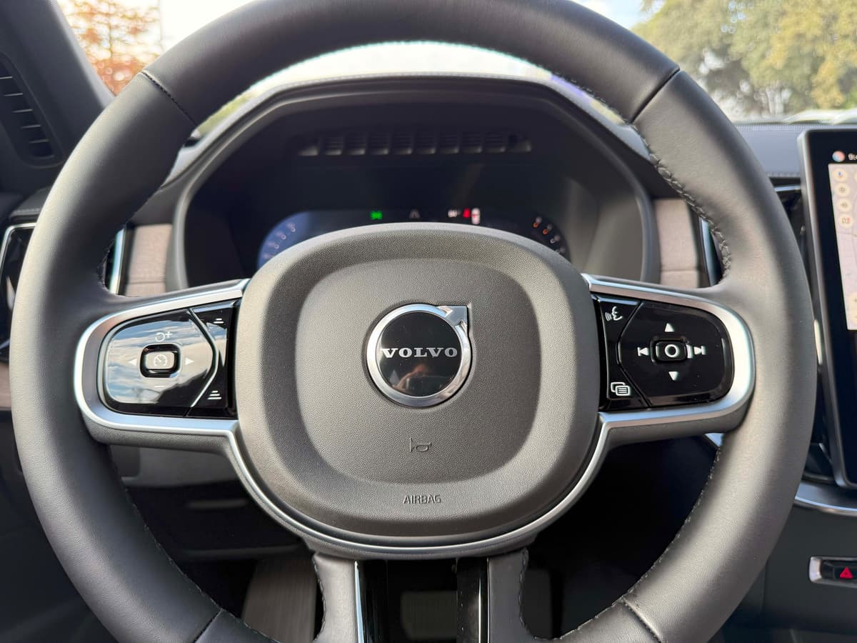 2026 Volvo XC90 - Image 21