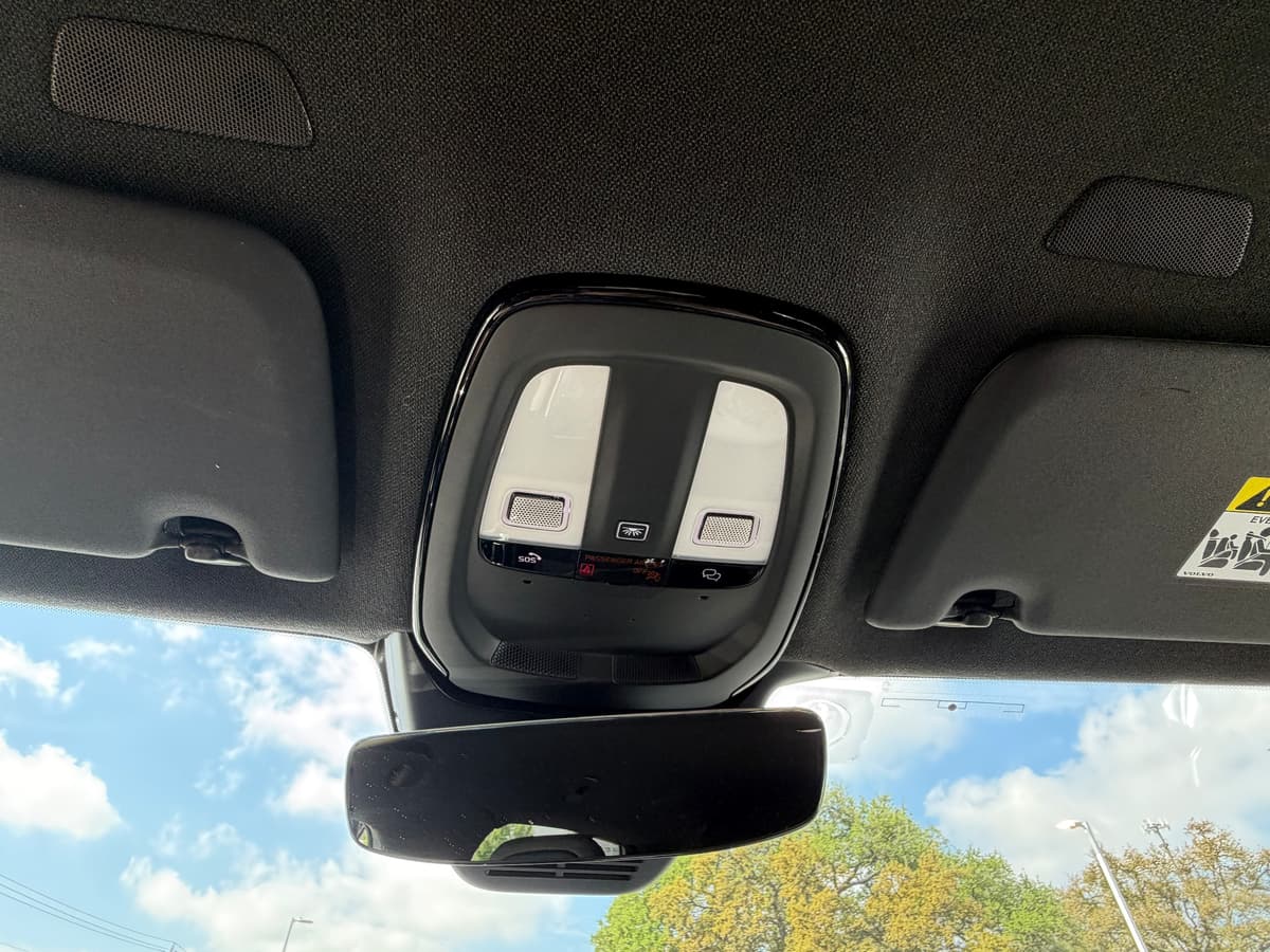 2024 Volvo XC40 Recharge Pure Electric - Image 20