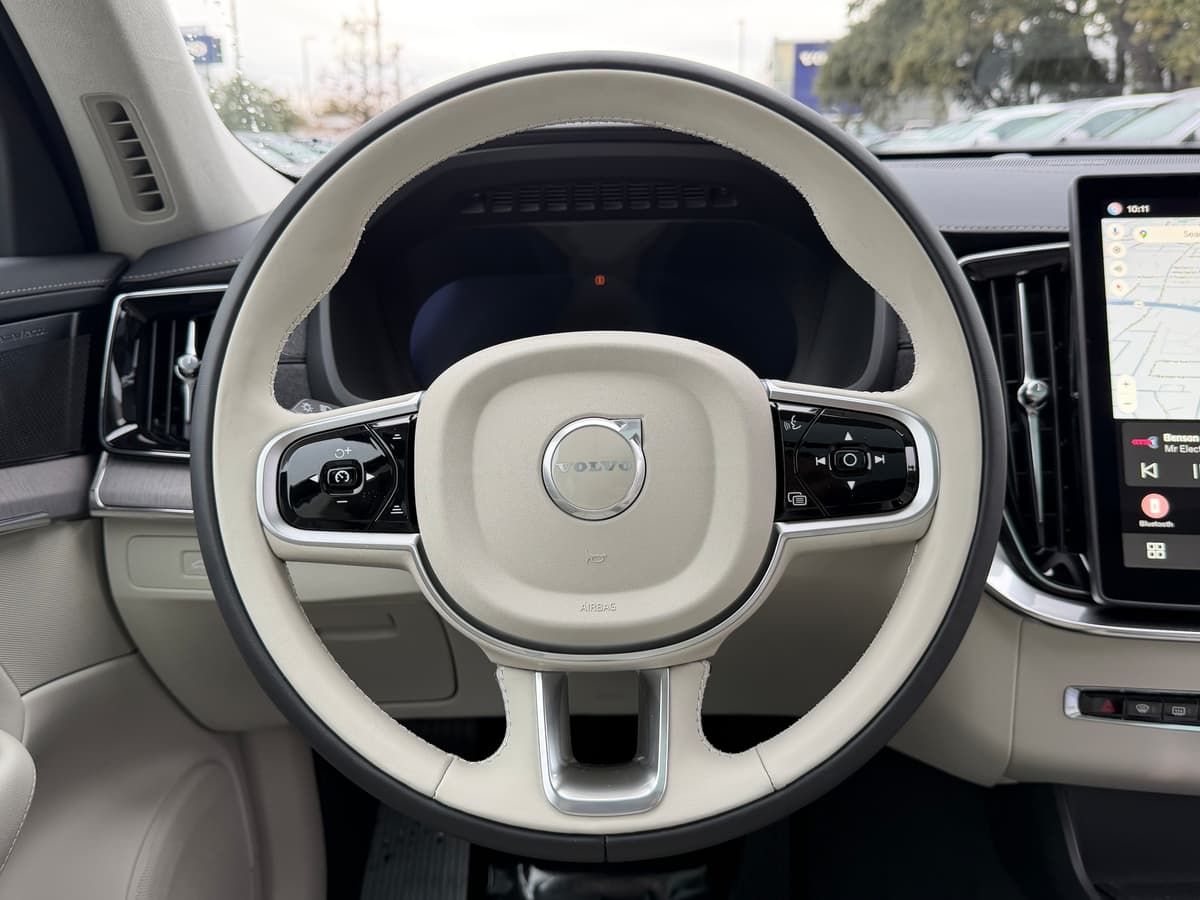 2026 Volvo XC90 - Image 15