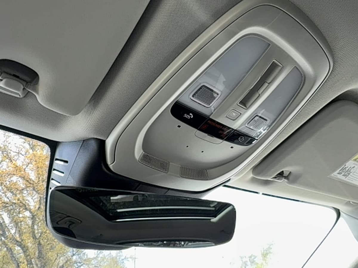 2025 Volvo XC60 - Image 21