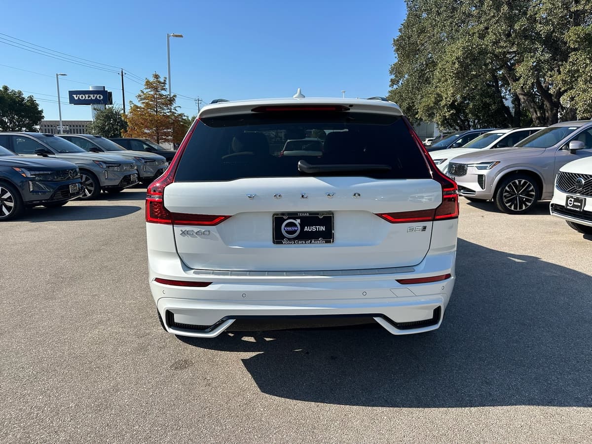 2026 Volvo XC60 - Image 5