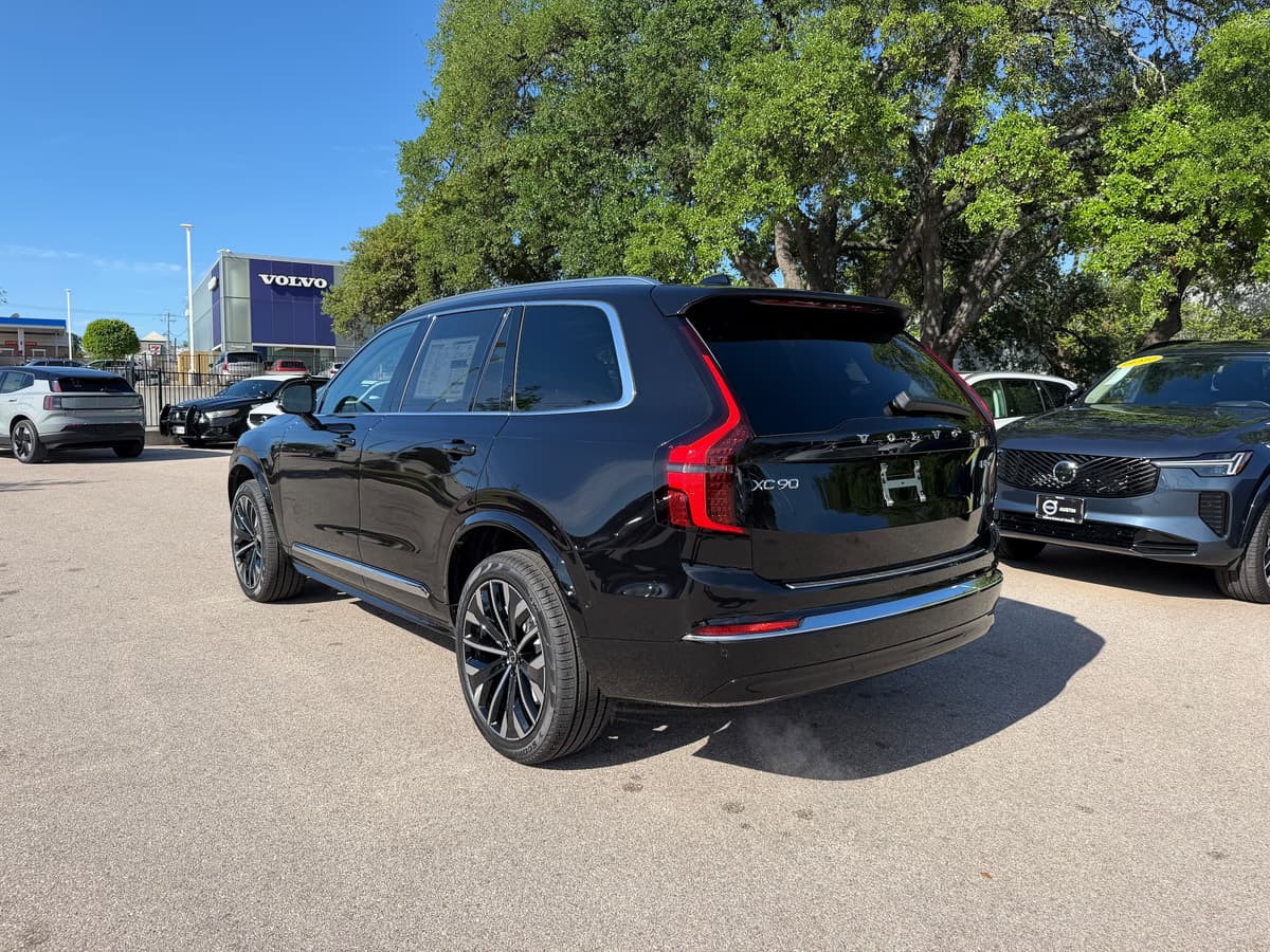 2026 Volvo XC90 - Image 4