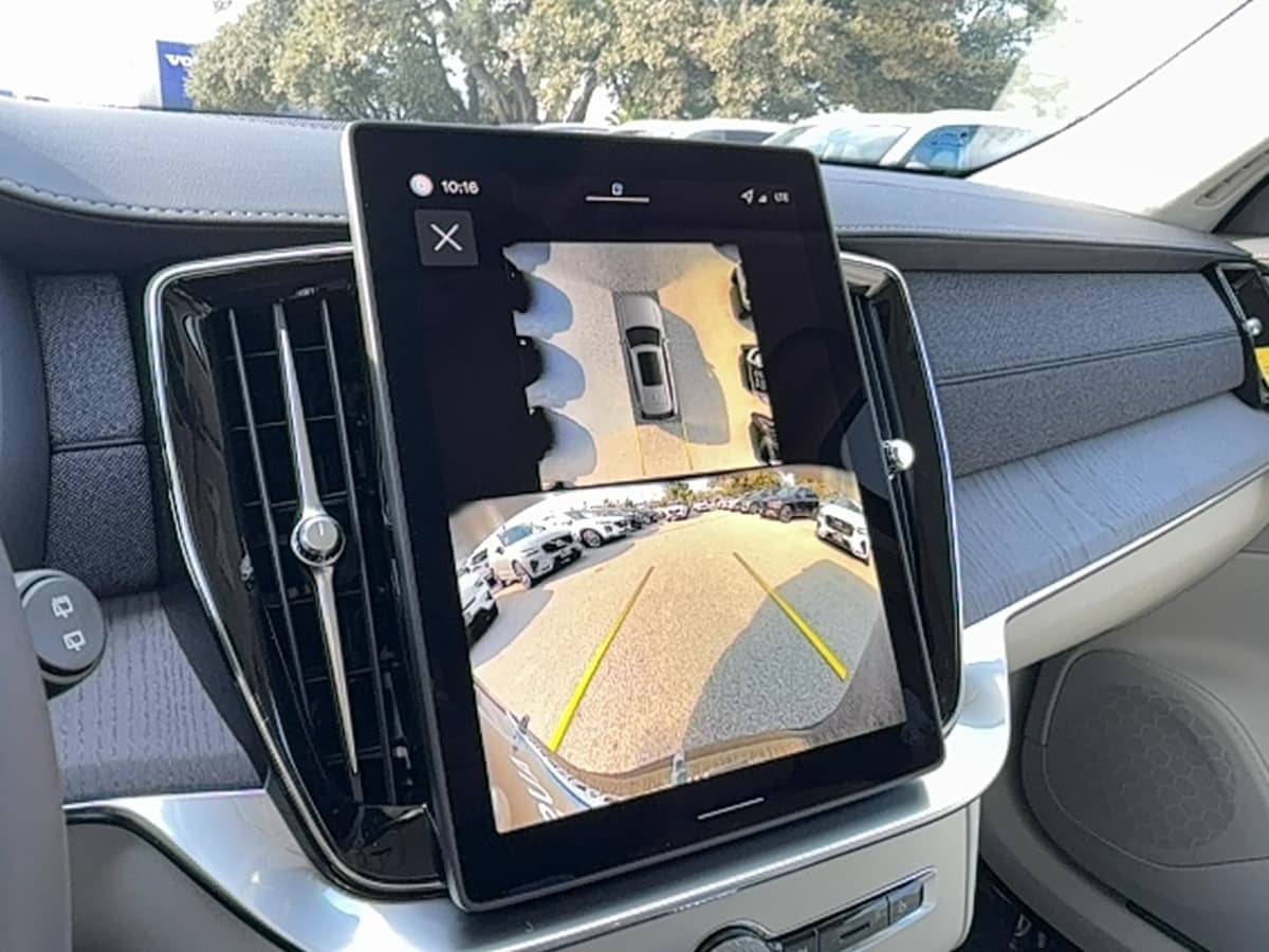 2026 Volvo XC90 - Image 22