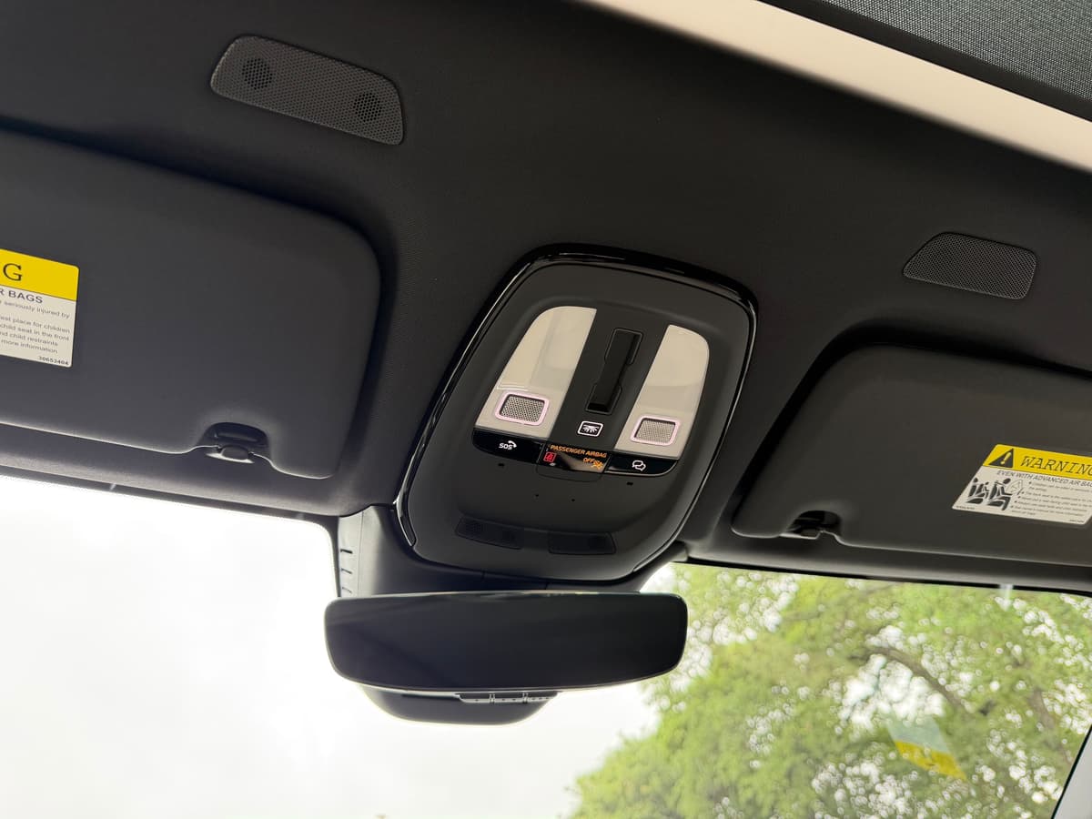 2026 Volvo XC60 - Image 15