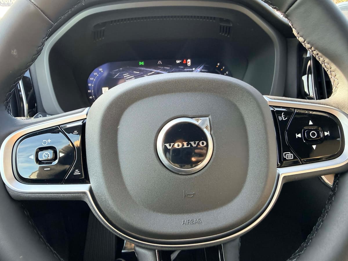 2026 Volvo XC60 - Image 19