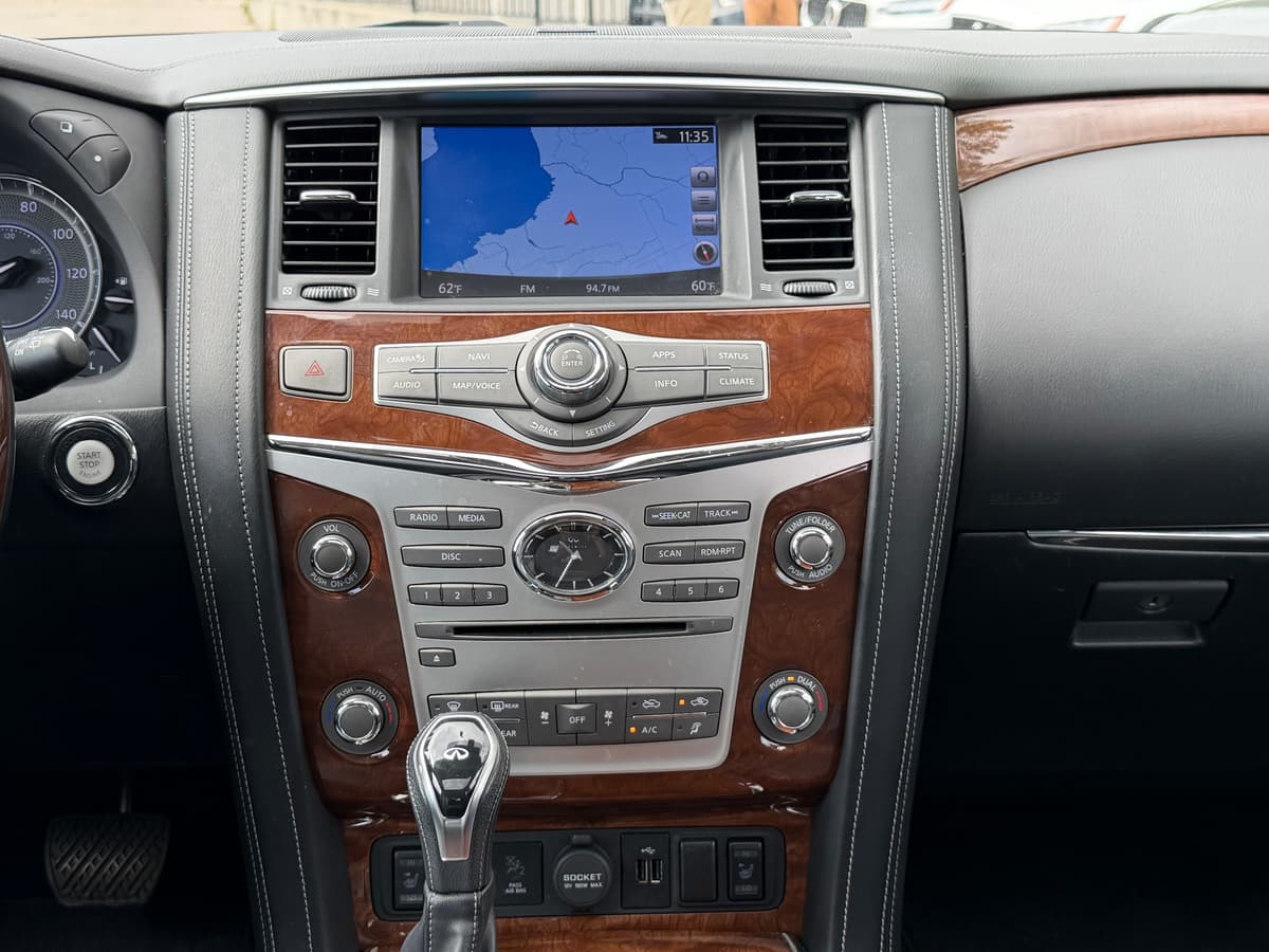 2019 INFINITI QX80 - Image 14