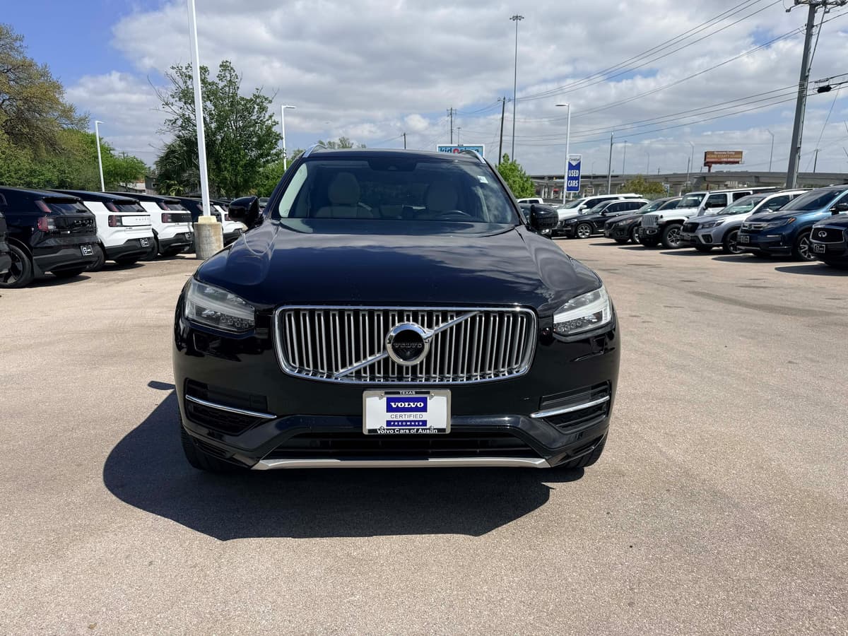 2016 Volvo XC90 Hybrid - Image 9