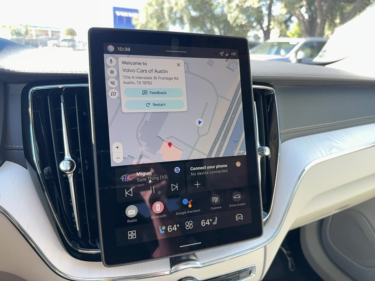 2026 Volvo XC60 - Image 22