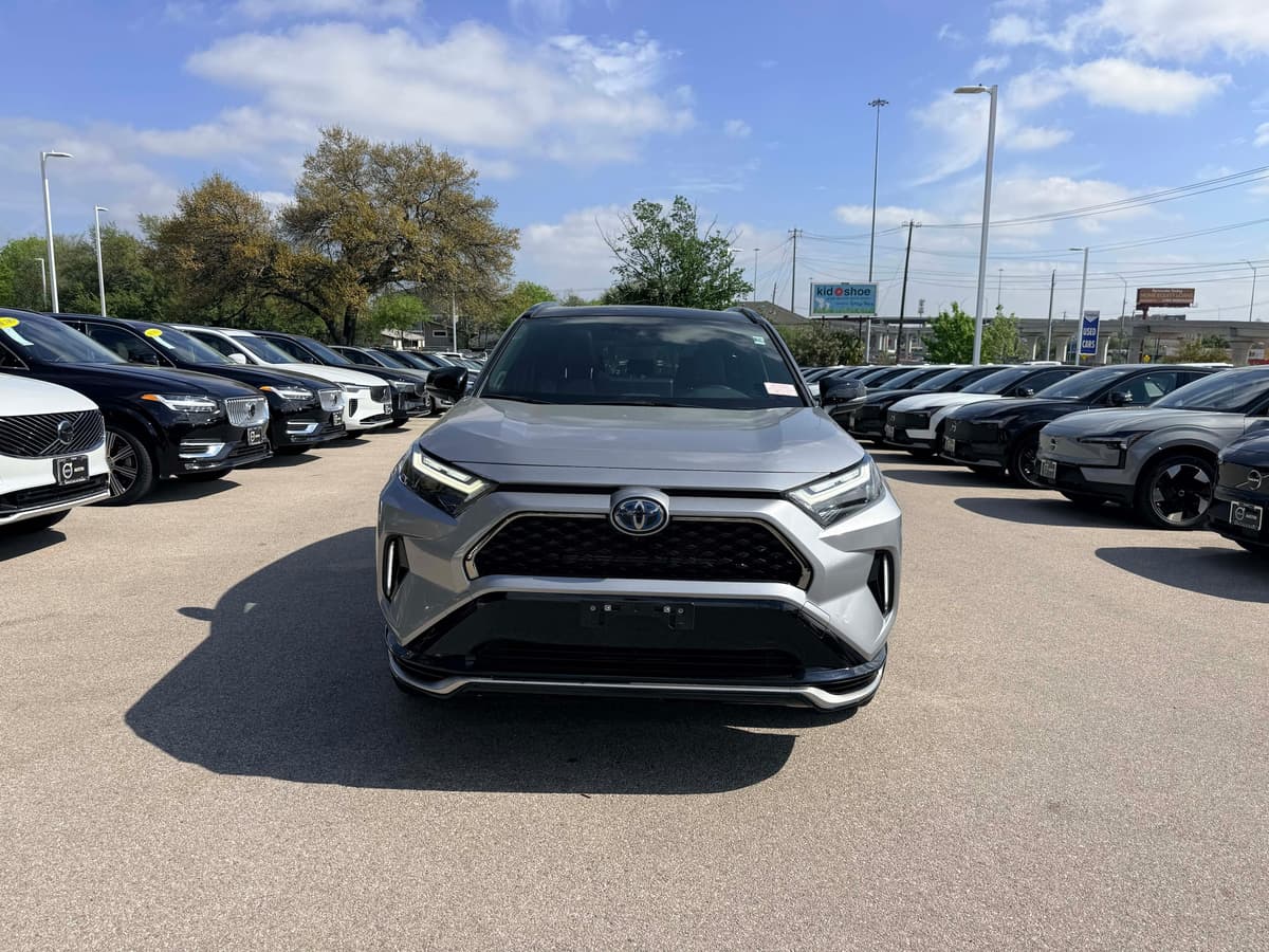 2024 Toyota RAV4 Prime - Image 8