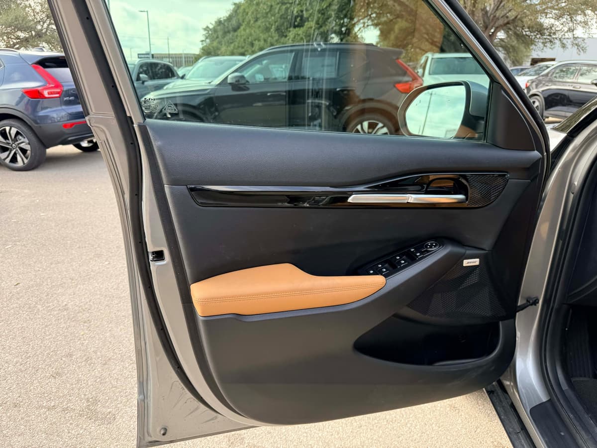 2024 Kia Seltos - Image 10