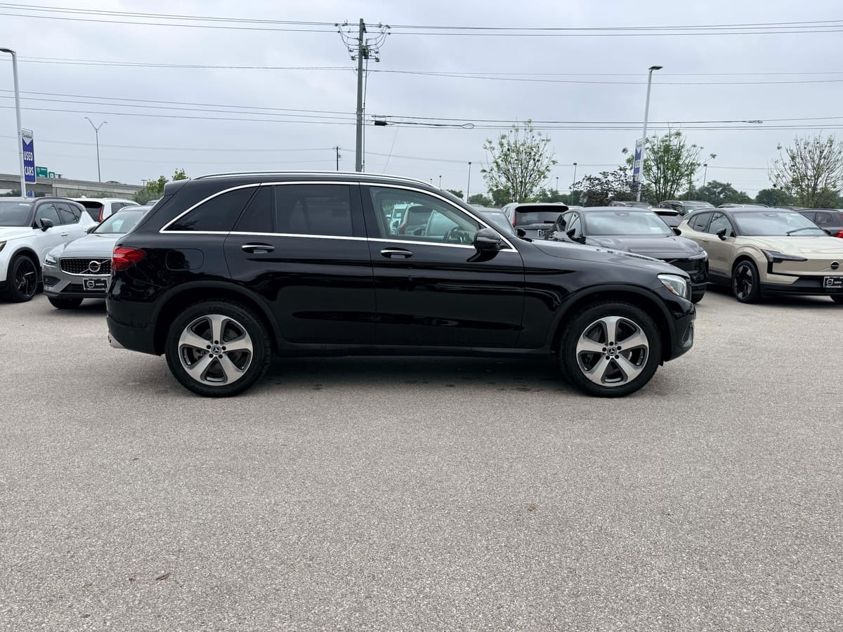 2019 Mercedes-Benz GLC 300 - Image 6