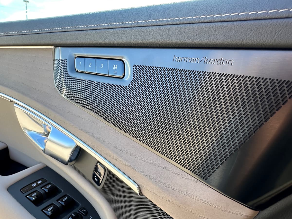 2026 Volvo XC90 - Image 20