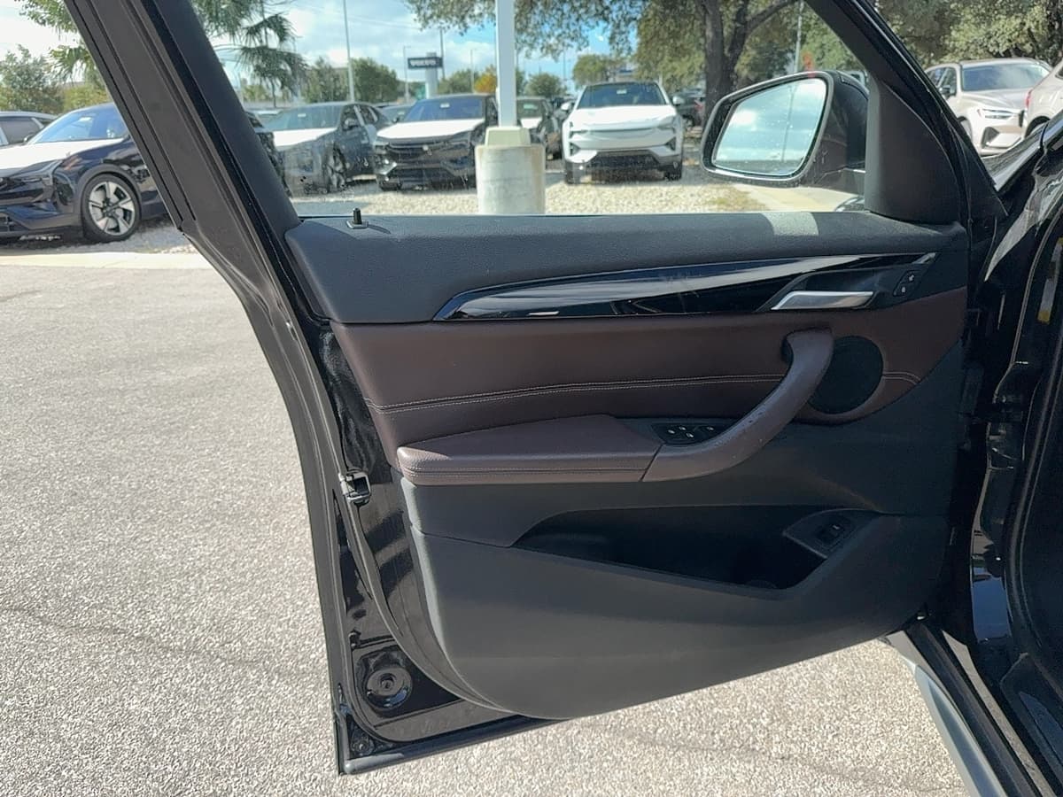 2021 BMW X1 - Image 11