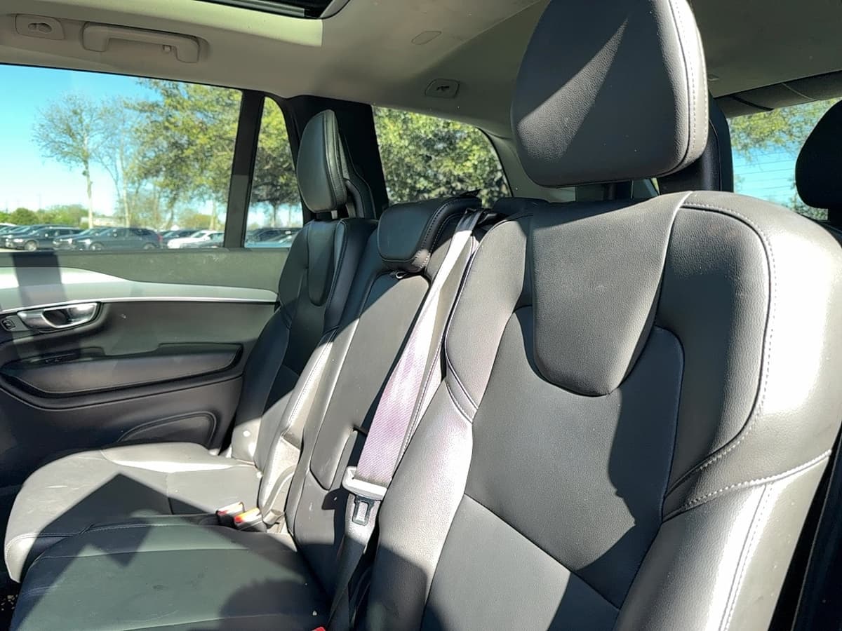 2023 Volvo XC90 - Image 14