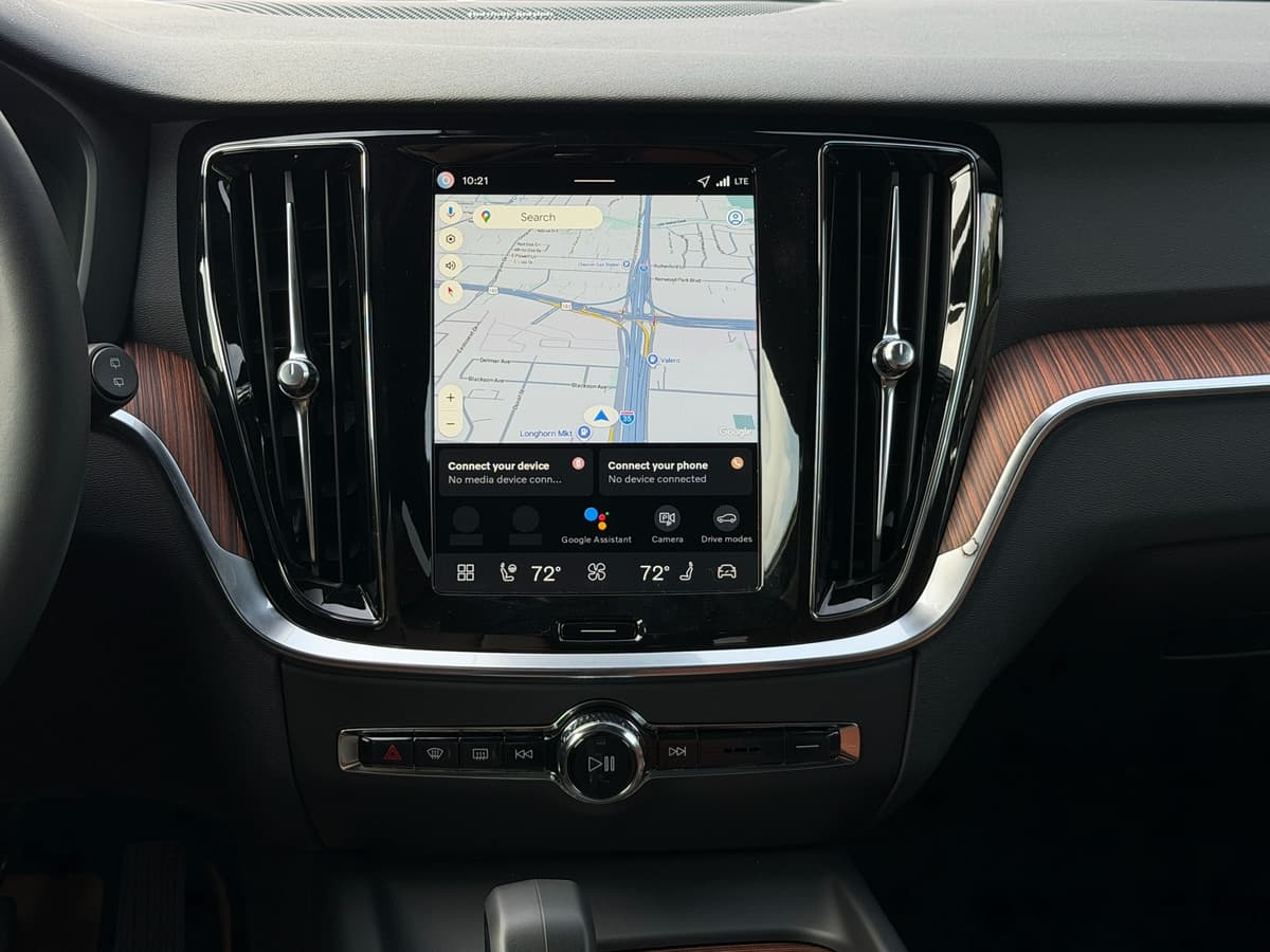 2026 Volvo V60 Cross Country - Image 12