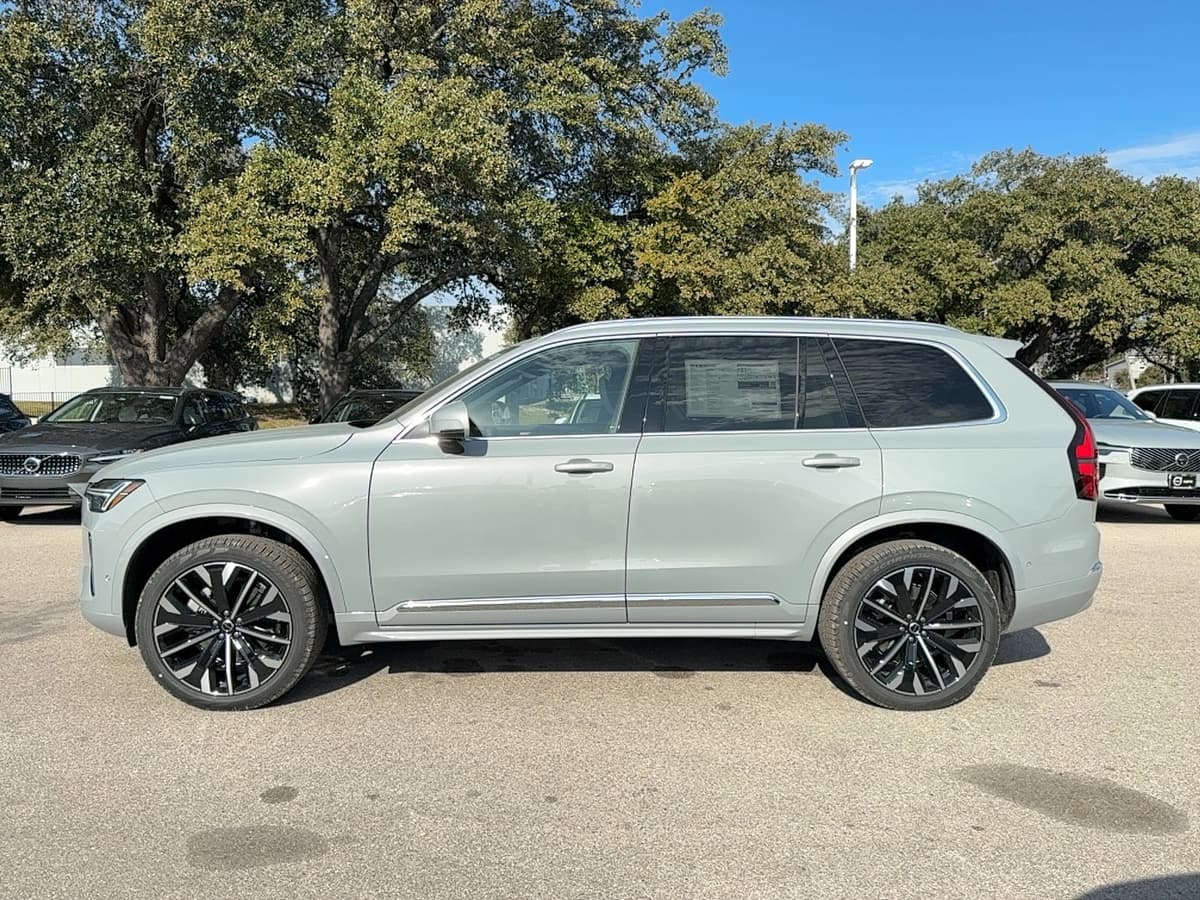 2026 Volvo XC90 - Image 3