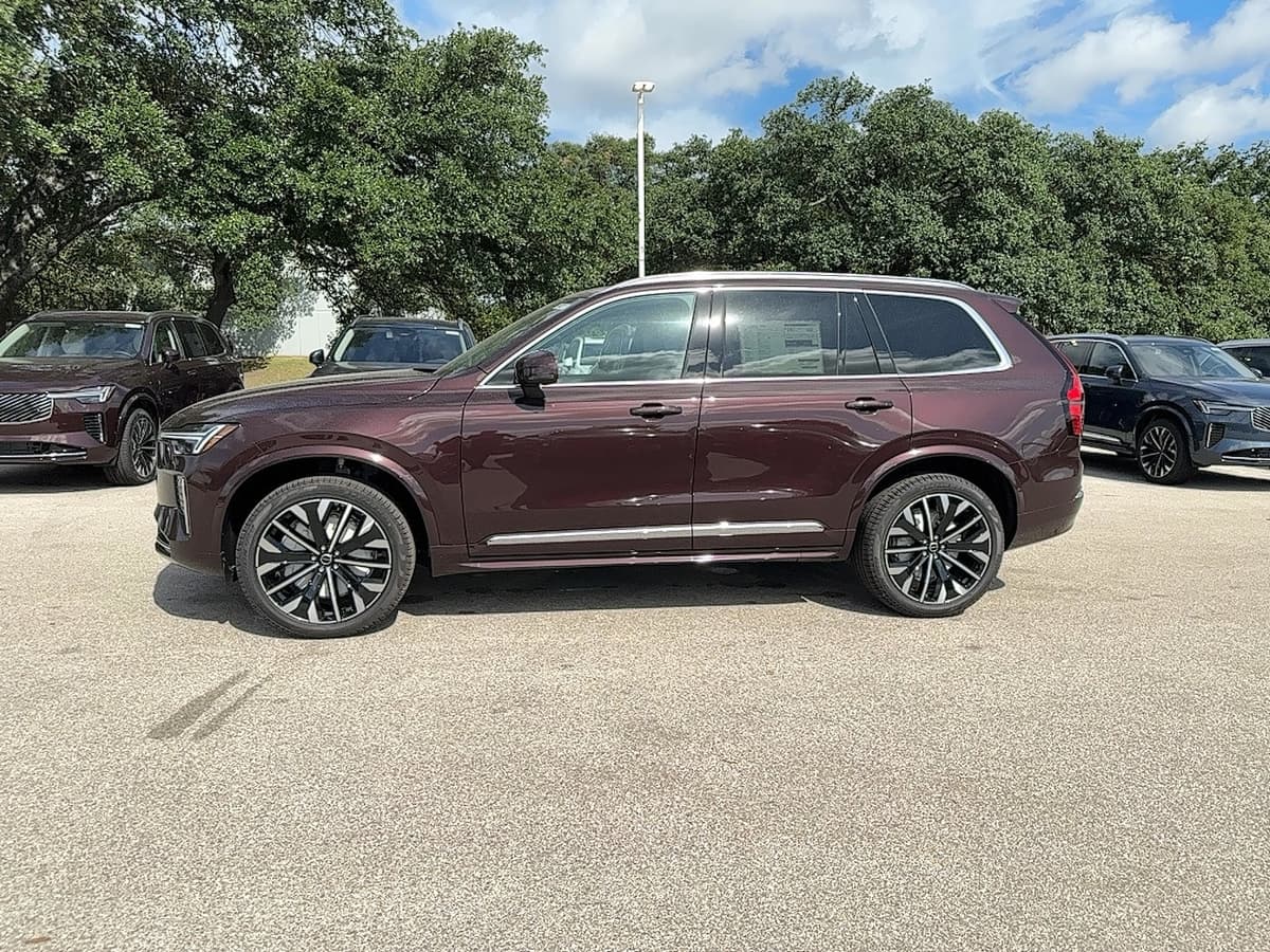 2026 Volvo XC90 - Image 3