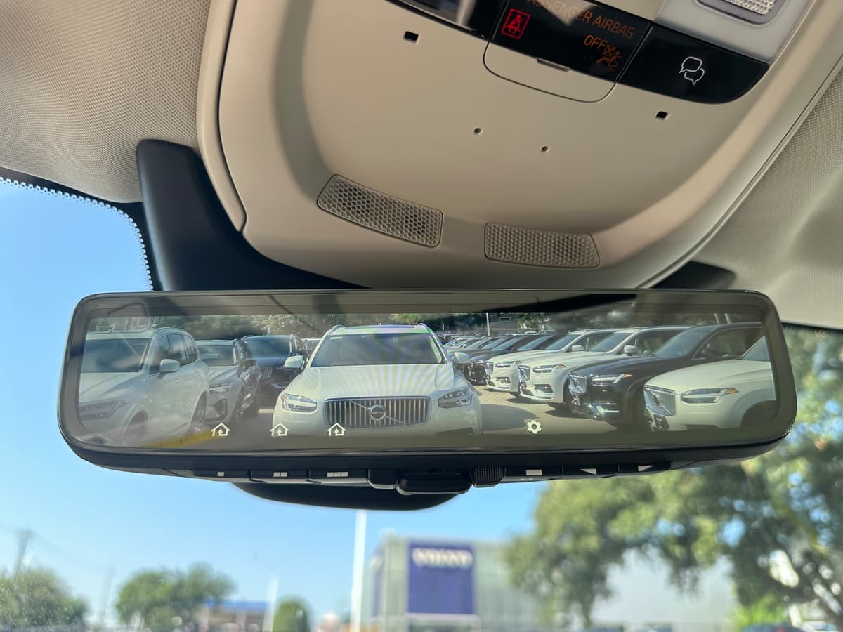 2025 Volvo XC90 - Image 14