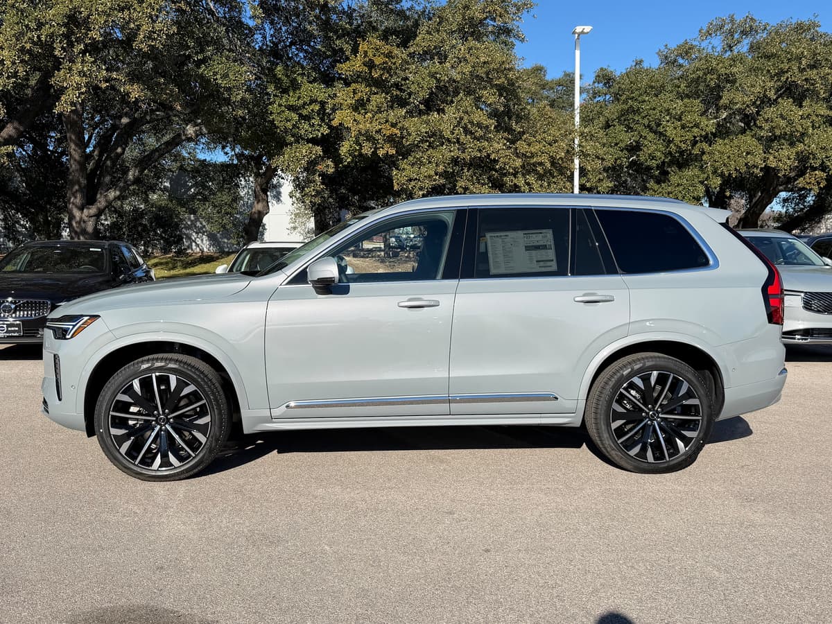2026 Volvo XC90 - Image 3