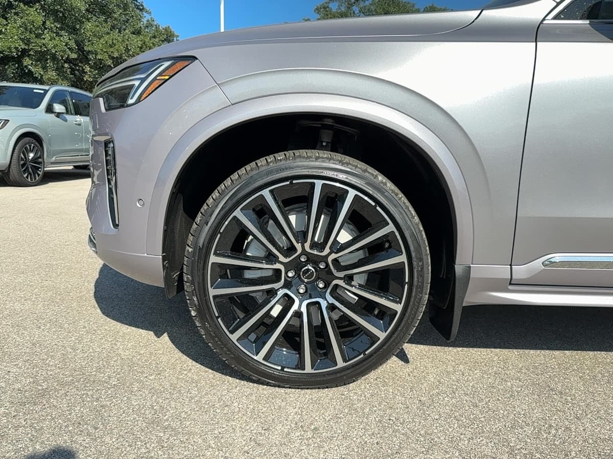 2026 Volvo XC90 - Image 7