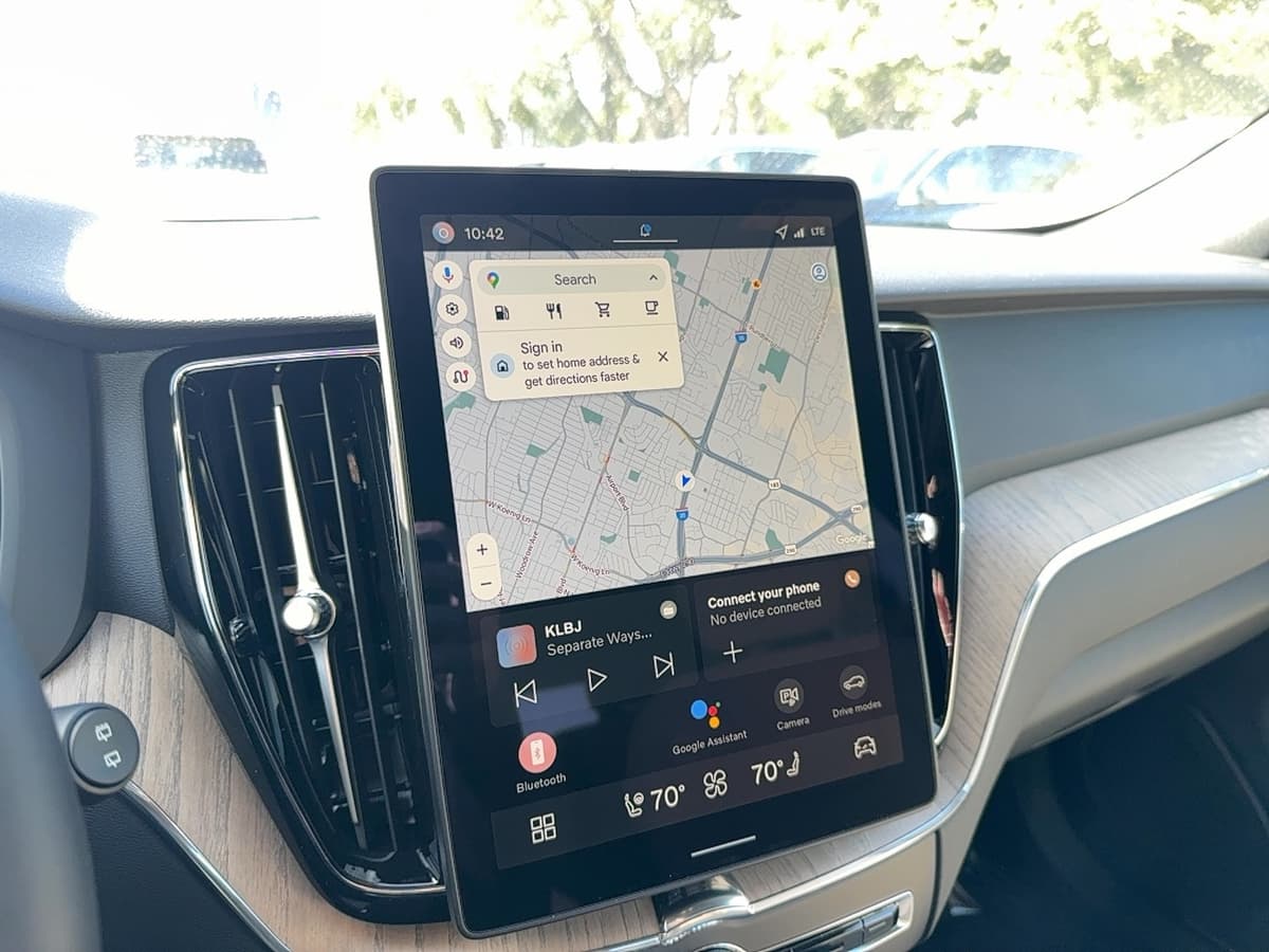 2026 Volvo XC60 - Image 23