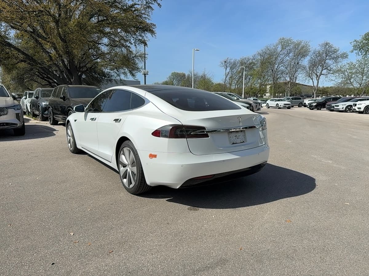2020 Tesla Model S - Image 5